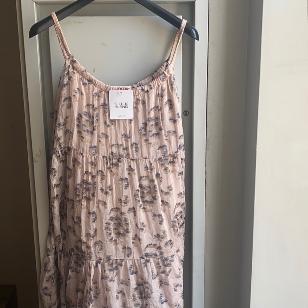 Lightweight maxi dress with liner